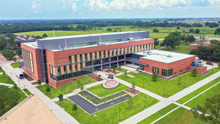 Engineering Classroom and Research Building